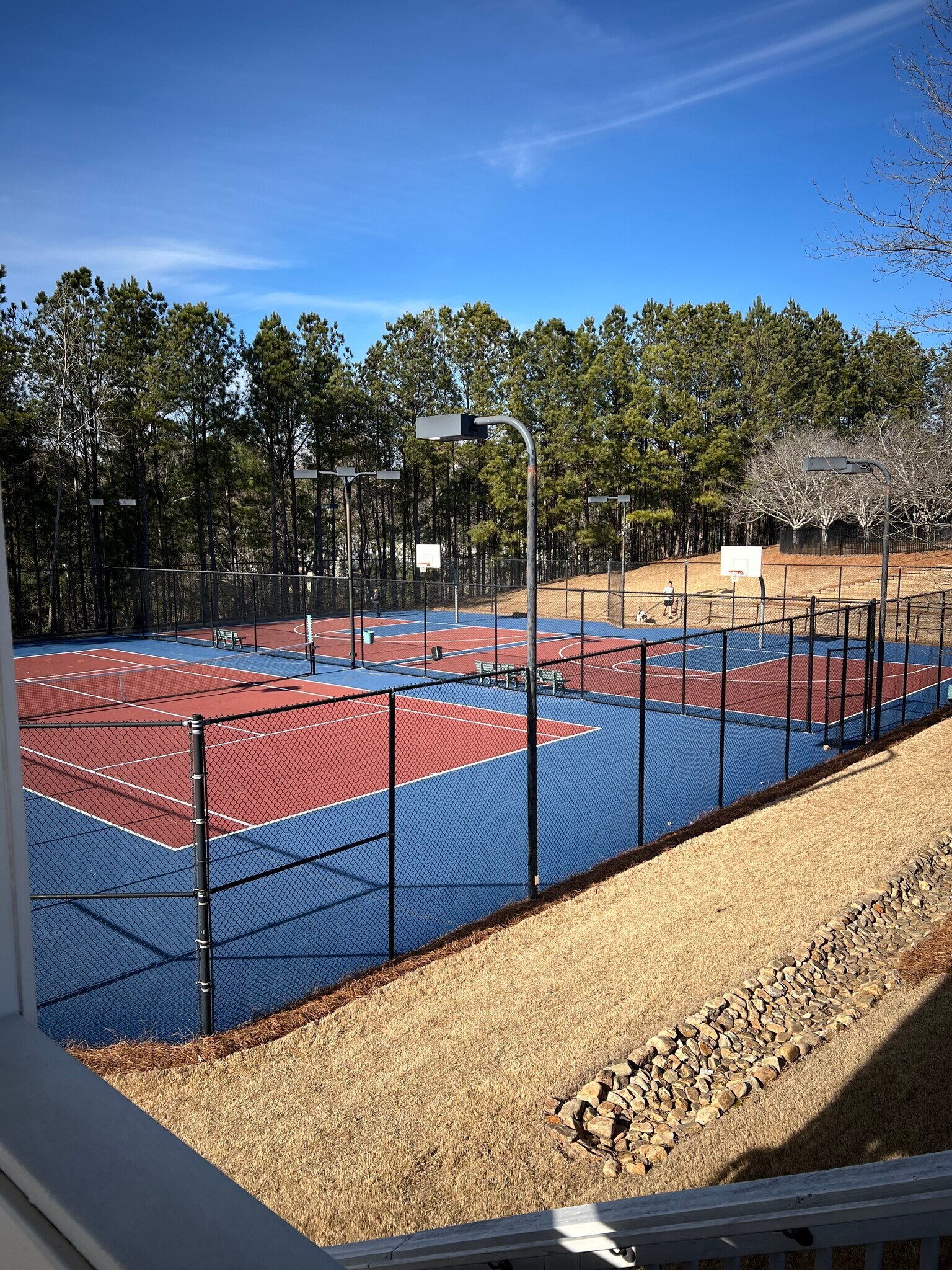 Building Photo - 544 Ridge View Xing