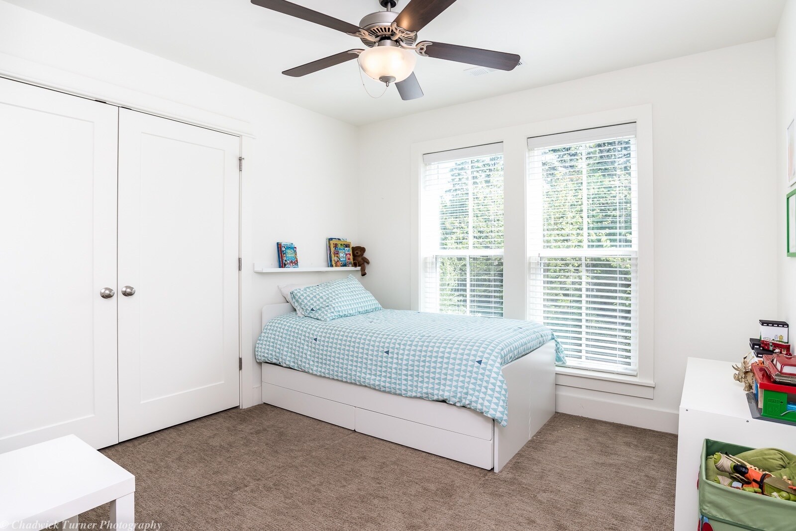 Building Photo - 306 NW H St