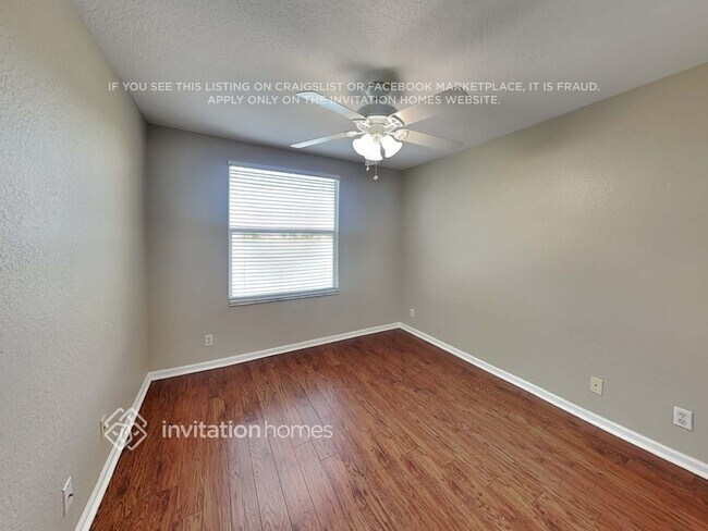 Building Photo - 276 Berenger Walk