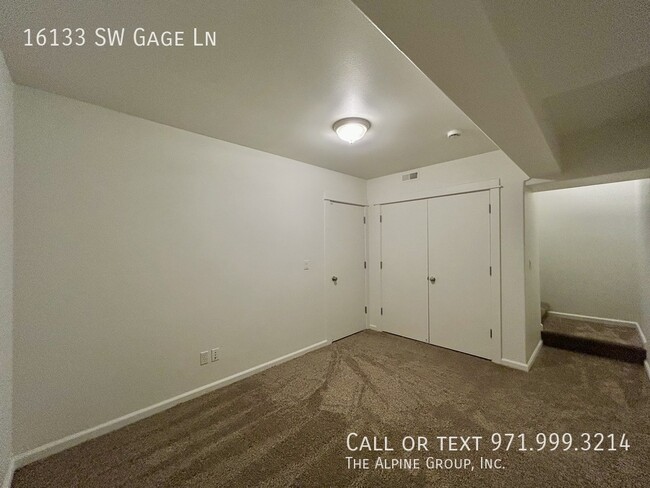 Building Photo - 16133 SW Gage Ln