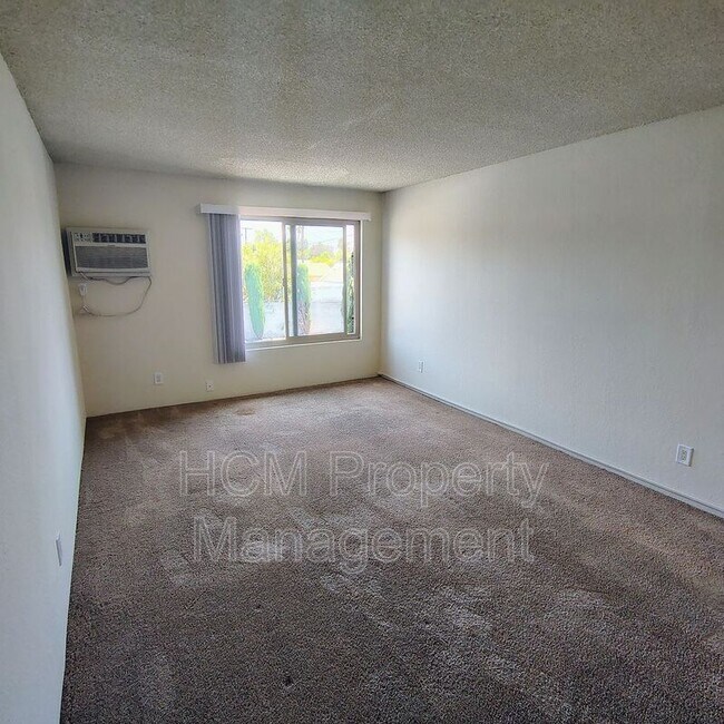 Building Photo - 12850 Branford St