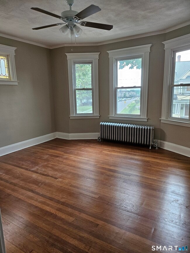 Building Photo - 71 Campfield Ave