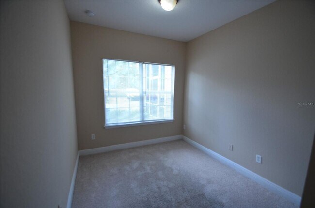 Building Photo - 3725 S Lake Orlando Pkwy