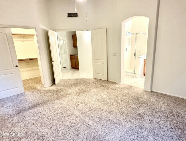 Building Photo - 4256 E Chaparosa Way