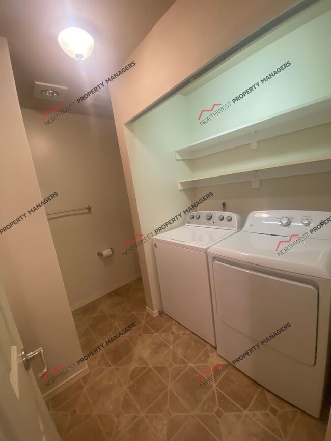Building Photo - STATUS: AVAILABLE | R202 | $1995.00 + $100...
