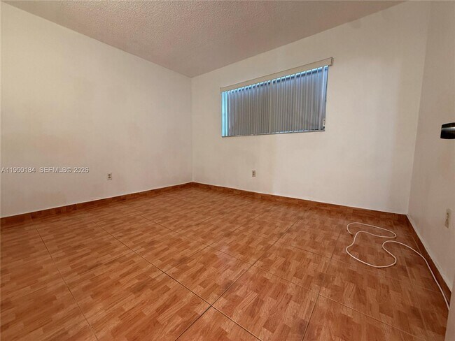 Building Photo - 8135 Sunrise Lakes Blvd