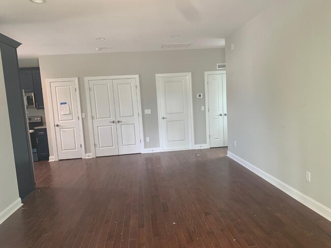 Building Photo - 254 Peiffer Ave