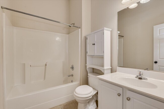 Building Photo - 2436 River Birch Dr