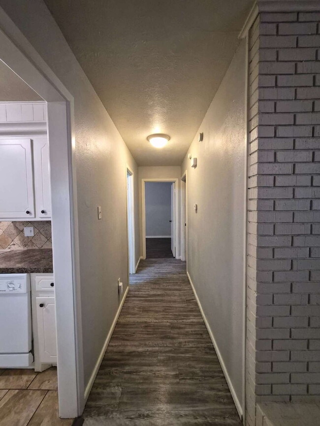 Building Photo - 3813 51st St