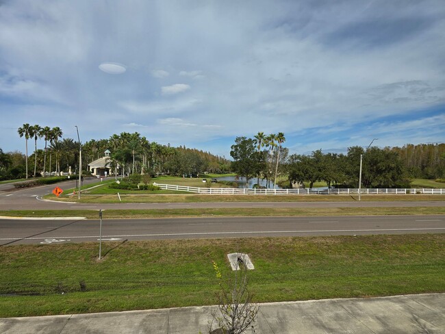 Building Photo - Brand New Townhome with Golf Course Views!