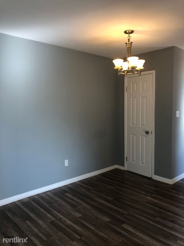 Building Photo - 1 br, 1 bath Condo - 2846 E Annandale Rd 3...