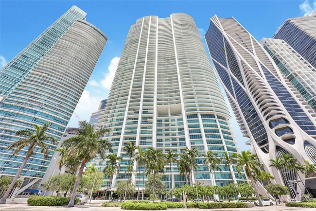 Primary Photo - 900 Biscayne Blvd