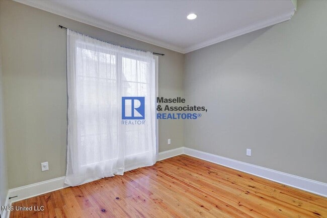 Building Photo - 4 Bed/3 Bath Home in Clinton in Copper Creek