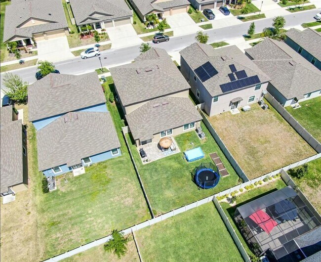 Building Photo - 9650 Sage Creek Dr