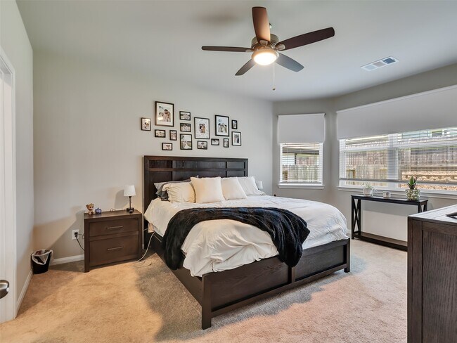 Building Photo - 2416 Bluefish Ct