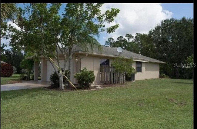 Building Photo - 25230 Campos Dr