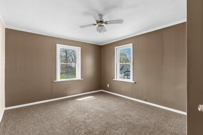 Building Photo - 510 Devitt Ave