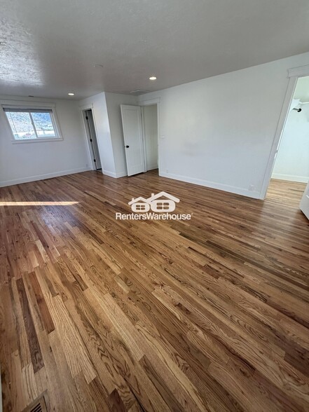 Building Photo - 3591 Kempner Rd S