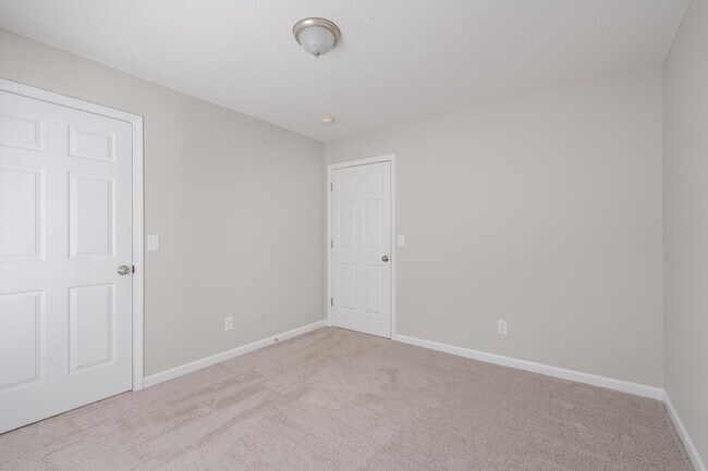 Building Photo - 7145 W Friendly Ave