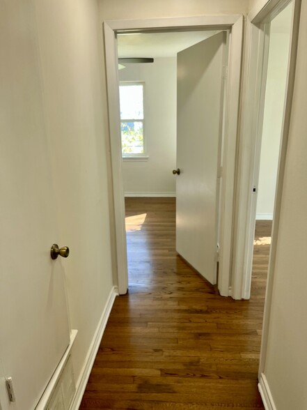 hallway going to bedrooms - 331 N Shore Pl