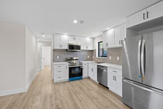 Building Photo - 1522 NW 41st St