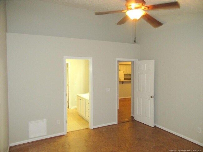 Building Photo - 3346 Harbour Pointe Pl
