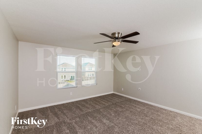 Building Photo - 13569 Flower Pond