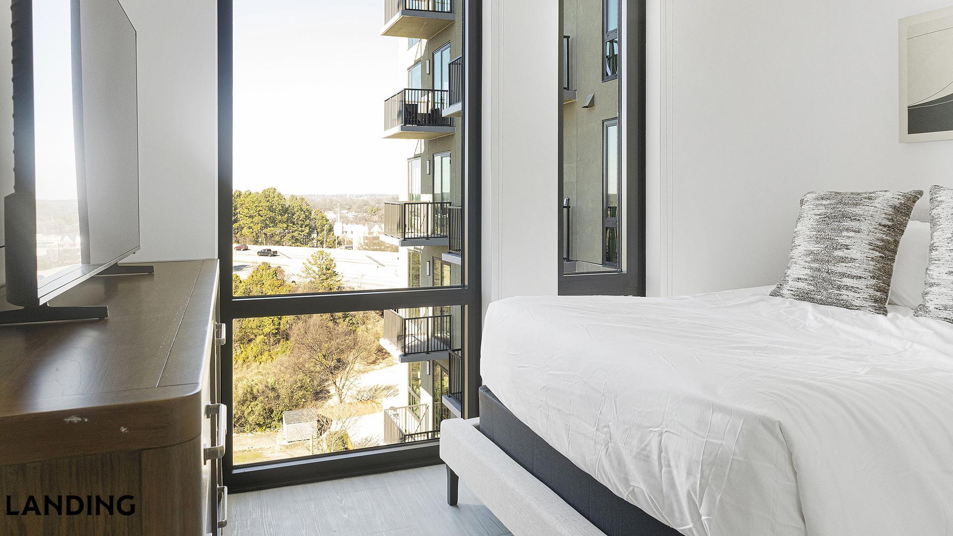 Building Photo - 1007 S Mint St