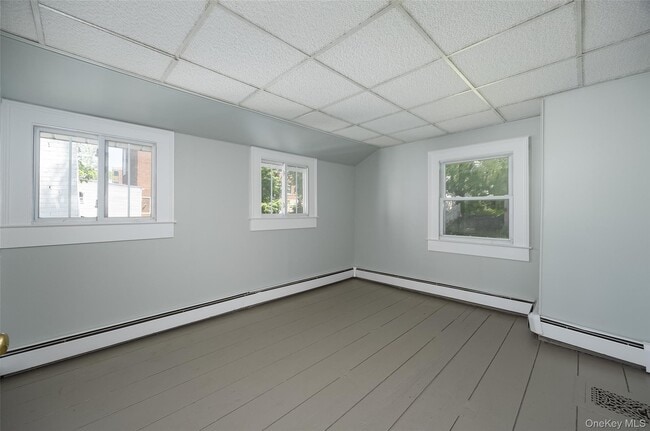 Building Photo - 29 Delano St