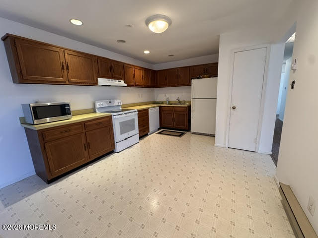 Building Photo - 70 William And Mary Sq