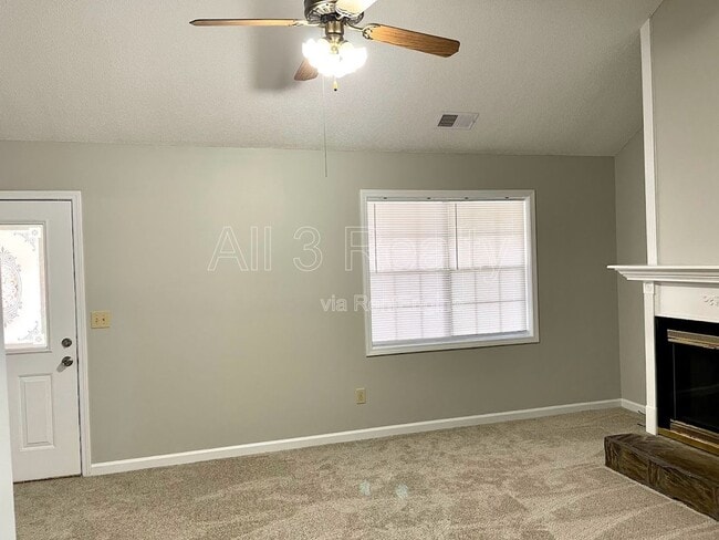 Building Photo - 120 Pye Ct