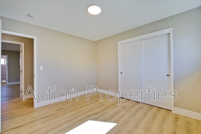 Building Photo - 86 Dalma Dr