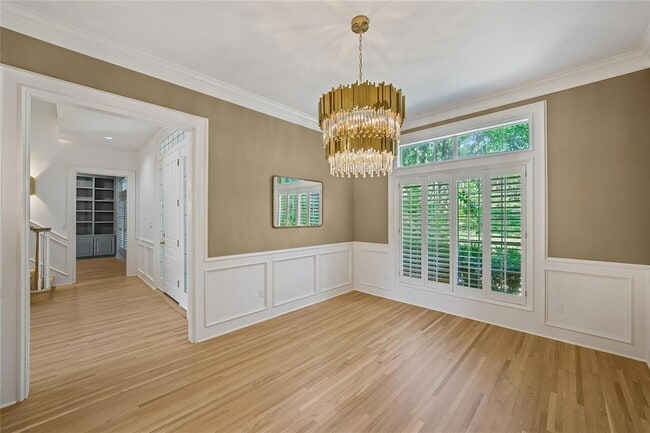 Building Photo - 5305 Cuesta Verde