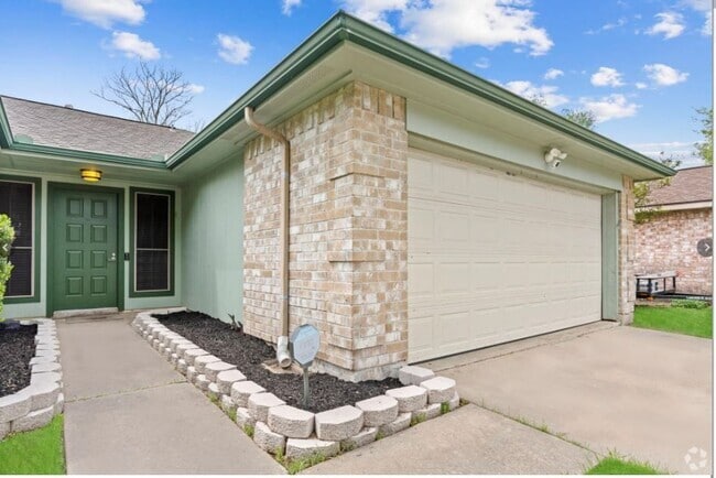 Building Photo - 1811 Settlers Ct