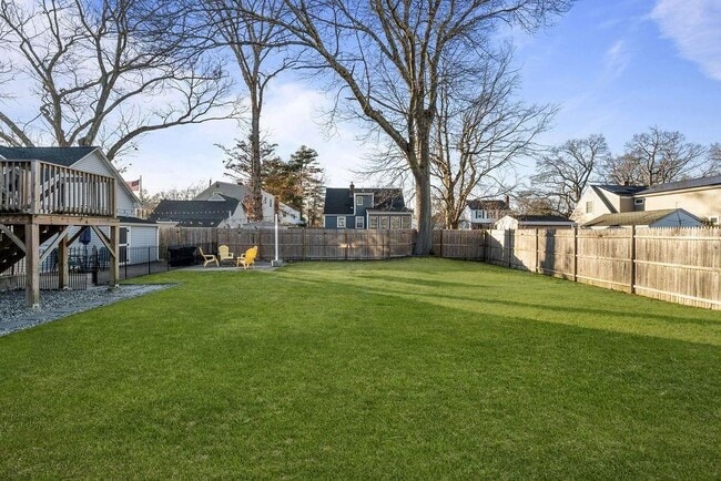 Building Photo - 5 Shippen Ave