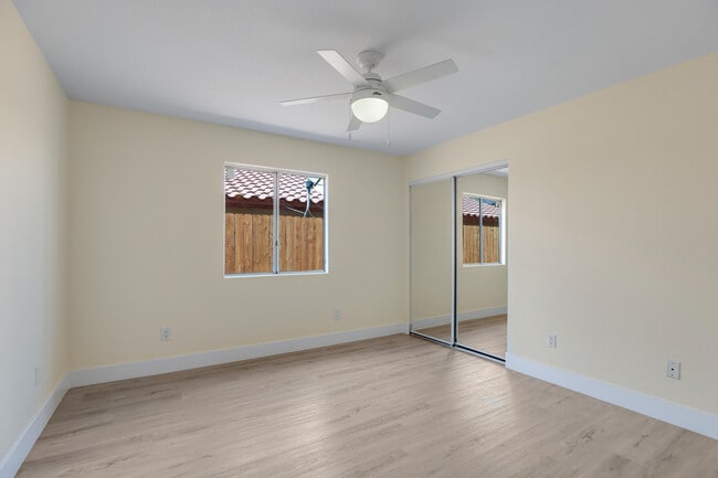 Building Photo - 53405 Avenida Rubio