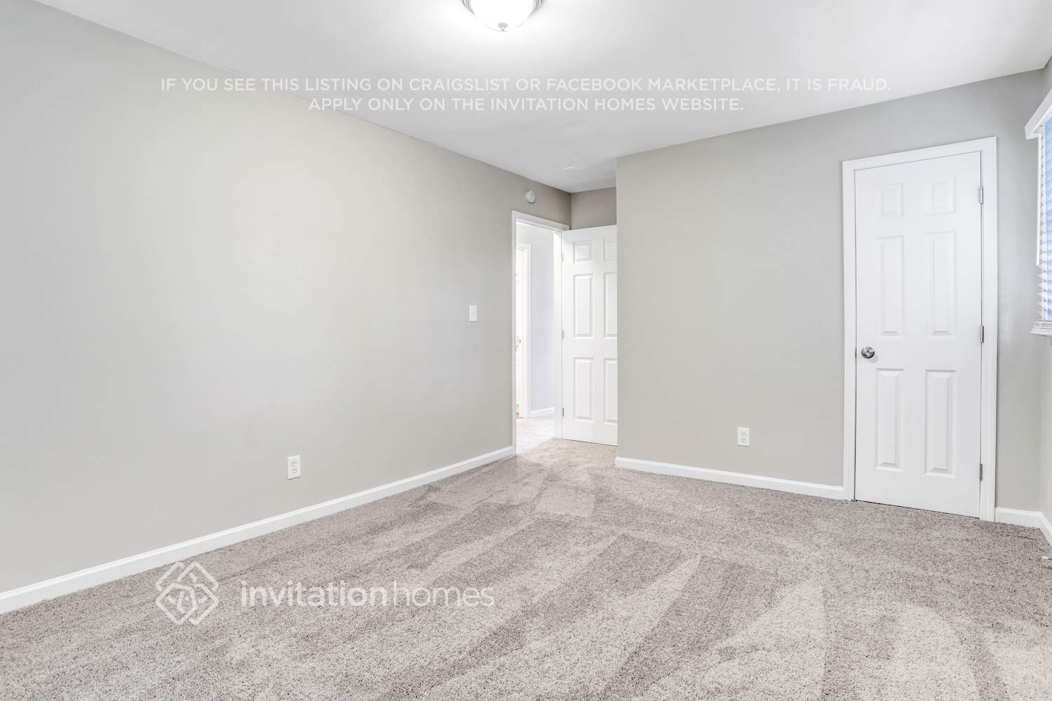 Building Photo - 2339 Chevy Chase Ln