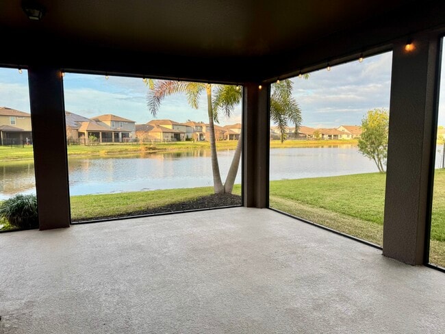 Building Photo - 5110 Levana St