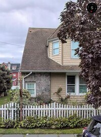 Building Photo - 20 Wolffe St