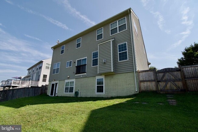 Building Photo - 15 Cornerstone Dr