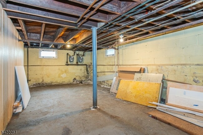 Building Photo - 10 Walnut Pkwy