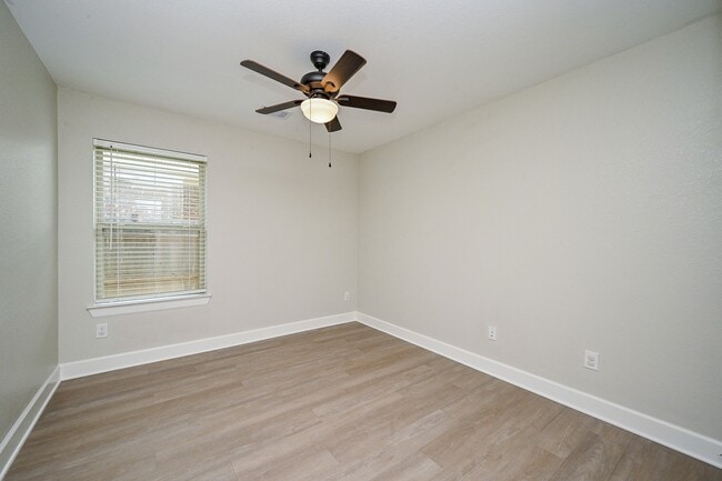 Building Photo - 4235 Palmetto Grv Ln
