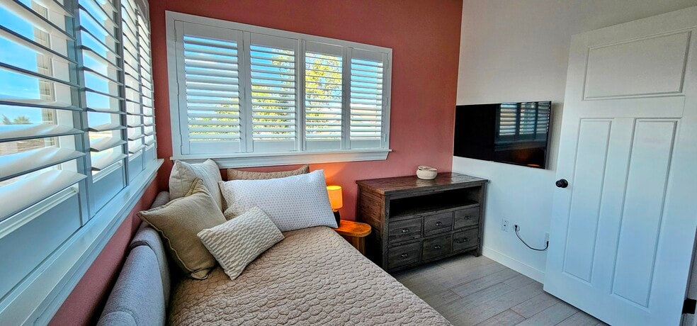 Twin Bedroom - 27 Kuinehe Pl