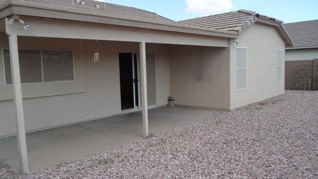 Building Photo - 16377 W Cottonwood St