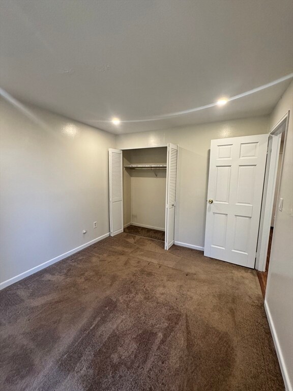 Building Photo - 144 Kenrick St