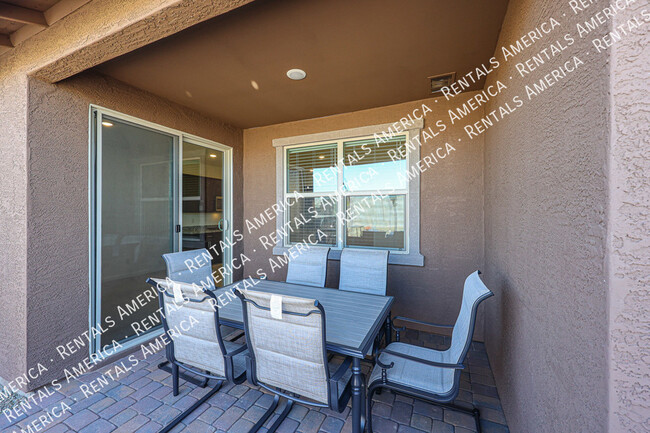 Building Photo - 15990 W Gray Fox Trl