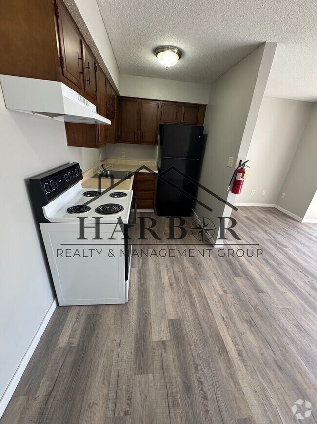 Building Photo - 1 Bedroom 1 Bath - New Avon - SPECIAL: App...