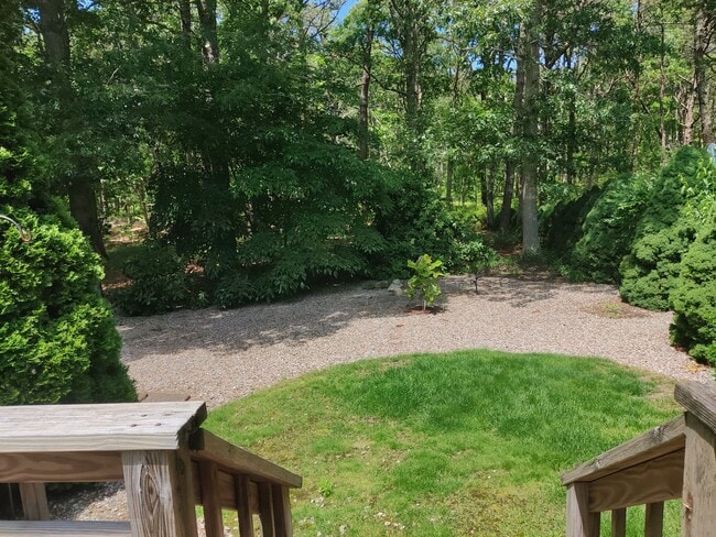 Building Photo - 2 Bedroom, 2 Bedroom Condo Year Round-Yarmouth Port