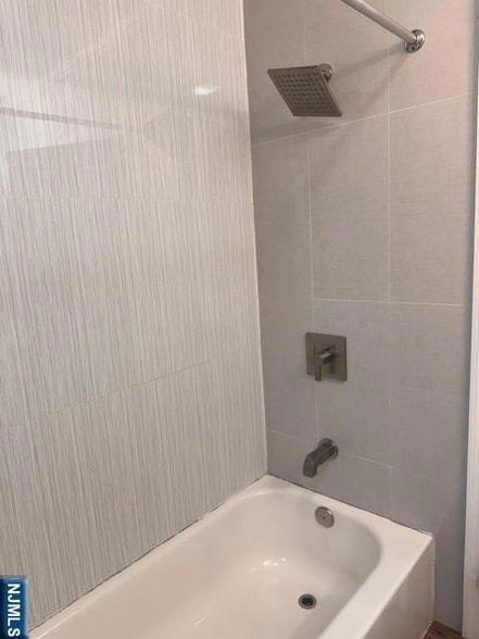 Building Photo - 73 College Pl