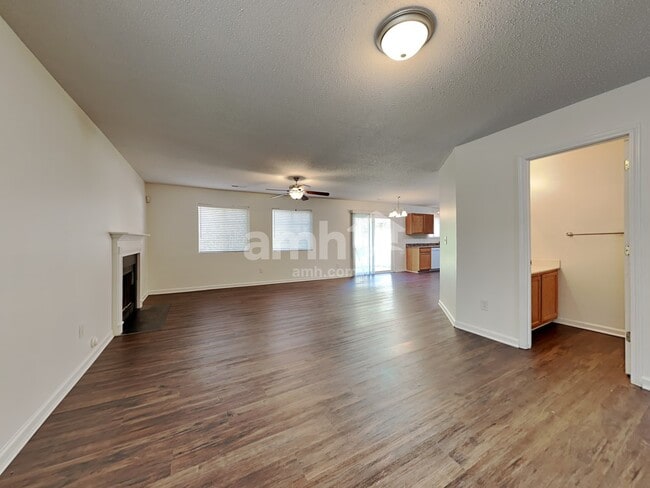 Building Photo - 2983 Dillon Rd